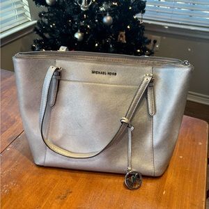 Michael Kors Tote Purse